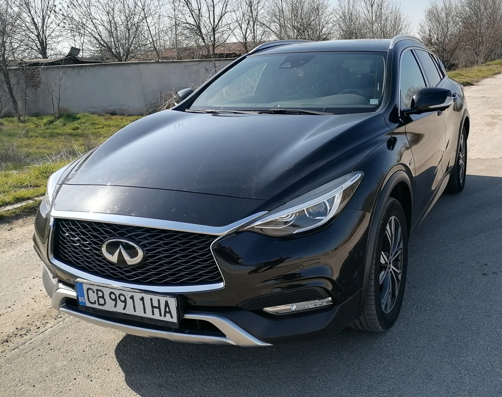 Infiniti QX30, снимка 2 - Автомобили и джипове - 54080203