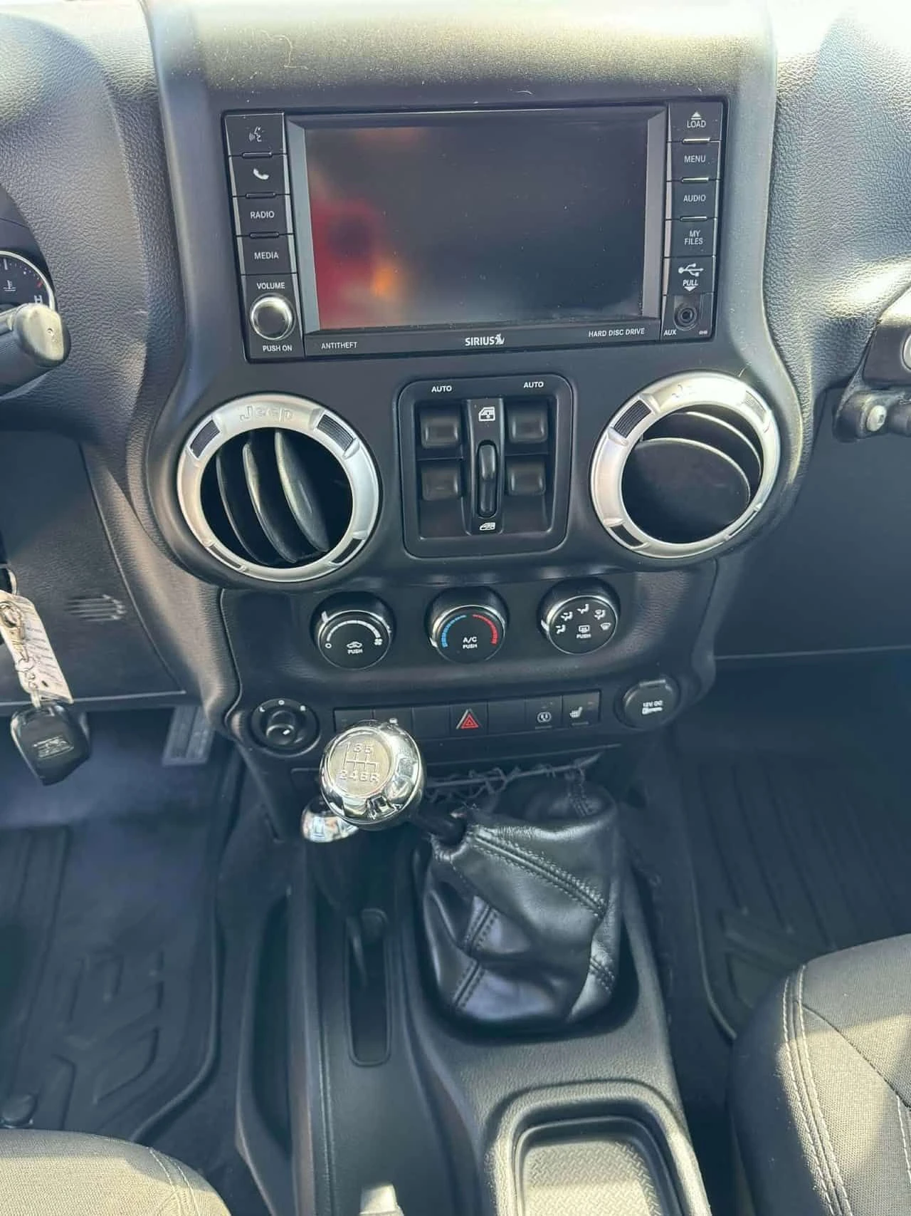 Jeep Wrangler Rubicon /CARFAX/�������/4�4 | Mobile.bg � ����������� 17
