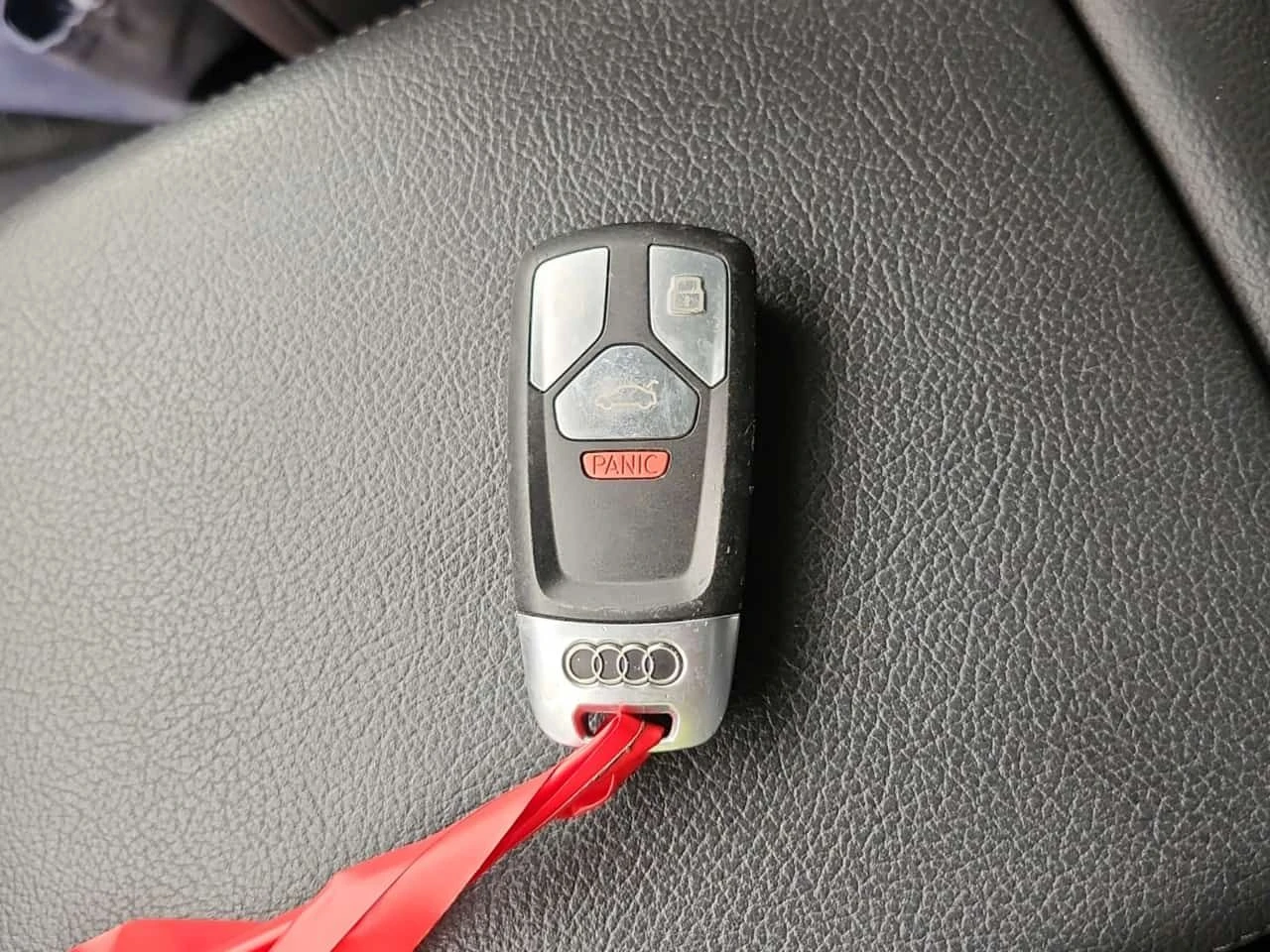 Audi Q5 TECHNIK/CARFAX/ДИСТРОНИК/360/ХЕДЪП/ПОДГРЕВ/, снимка 8 - Автомобили и джипове - 55305181