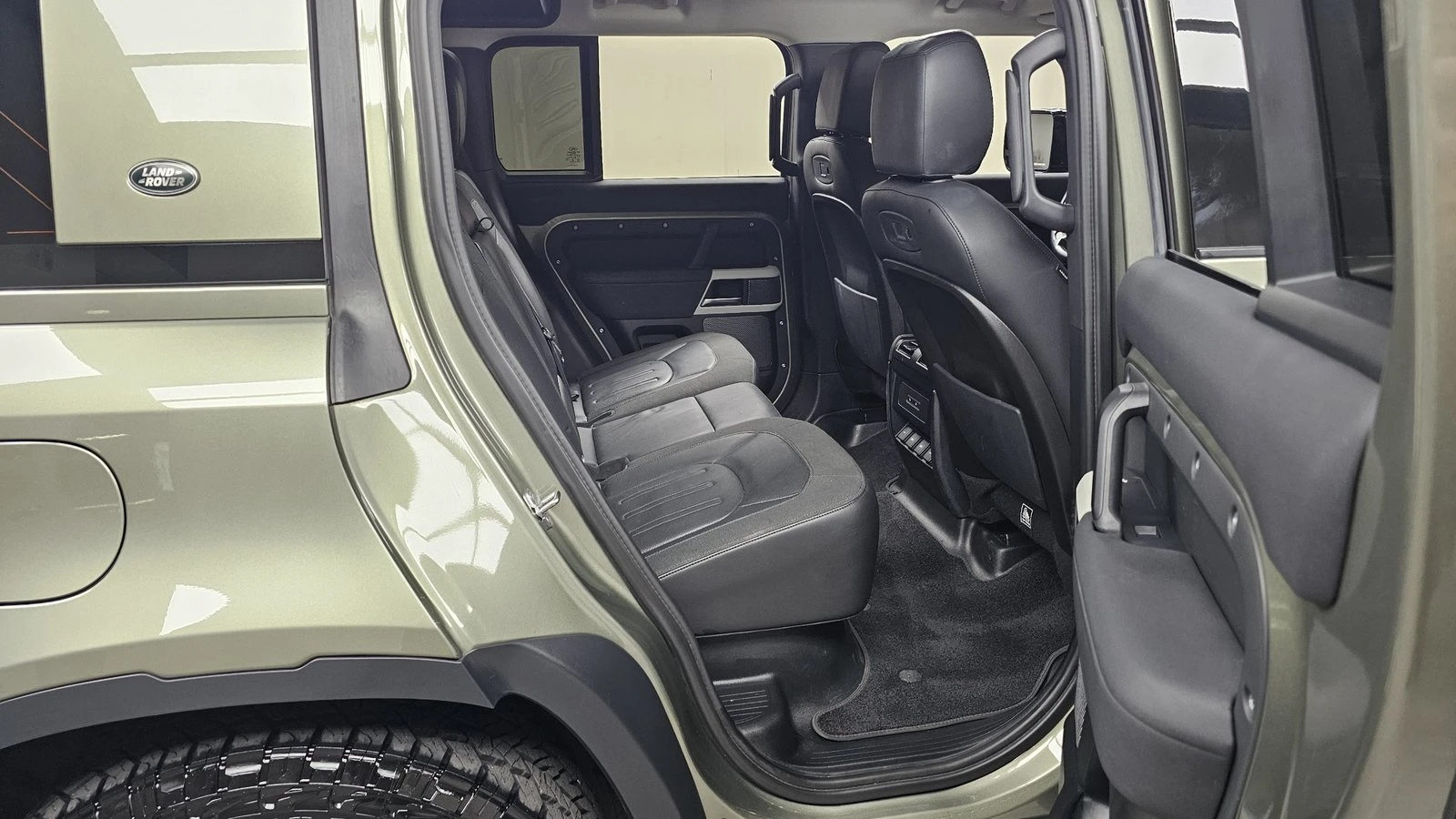 Land Rover Defender D240* ���* 360* ������� �����* BLIND SPOT* ������  | Mobile.bg � ����������� 11