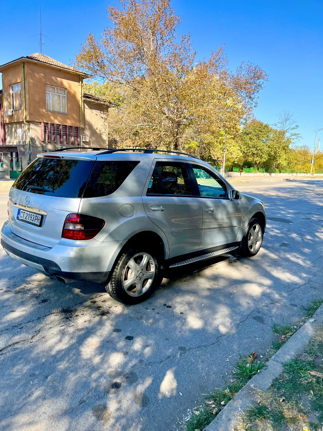 Mercedes-Benz ML 320, снимка 4 - Автомобили и джипове - 56602271