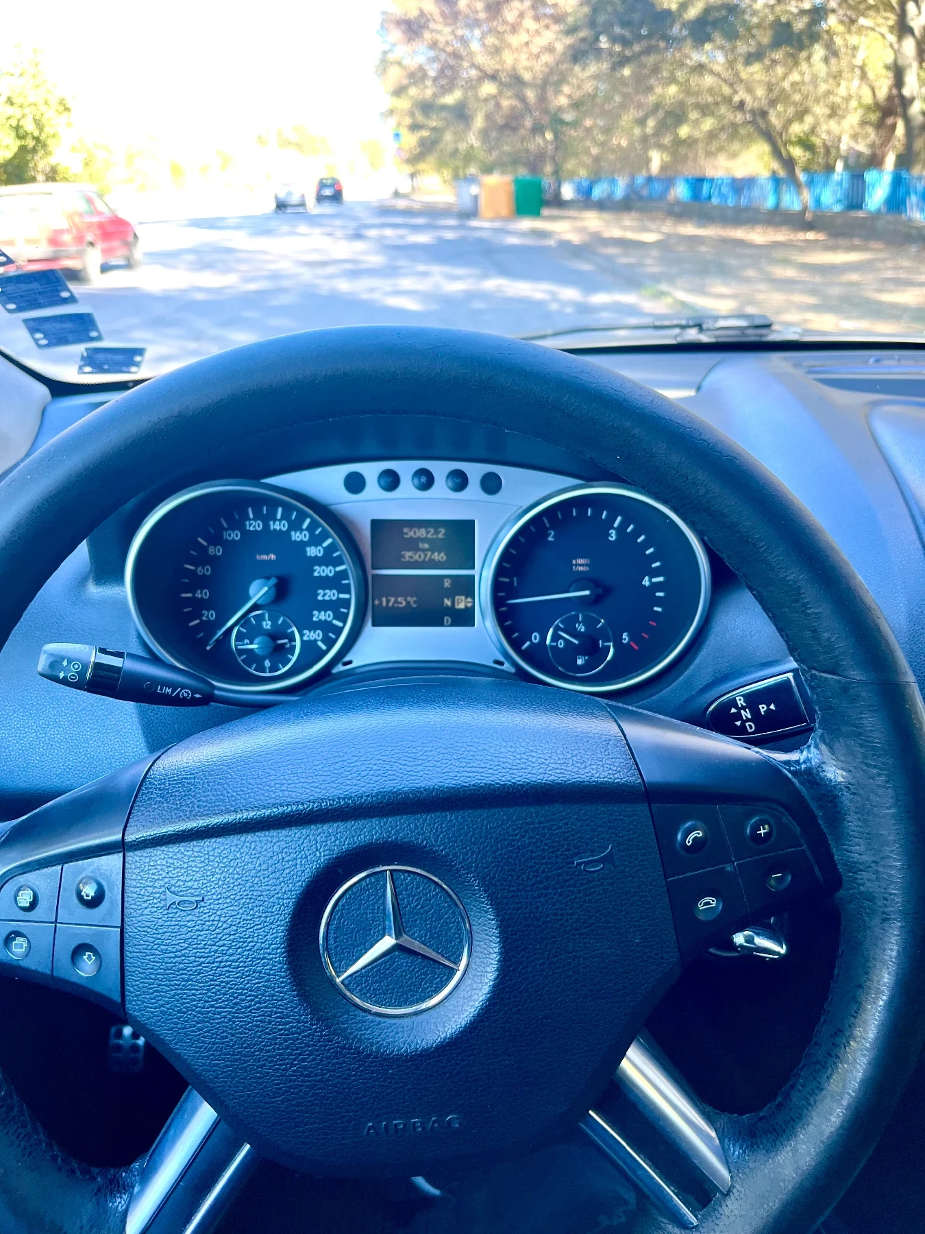 Mercedes-Benz ML 320, снимка 5 - Автомобили и джипове - 56602271