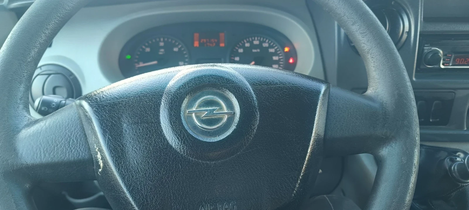 Opel Movano 2.5DCi Reno - изображение 8