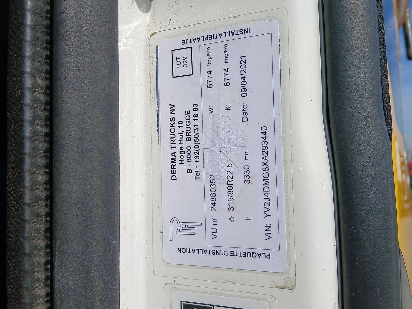 Volvo Fm 8х4 мулти лифт + кран - изображение 8