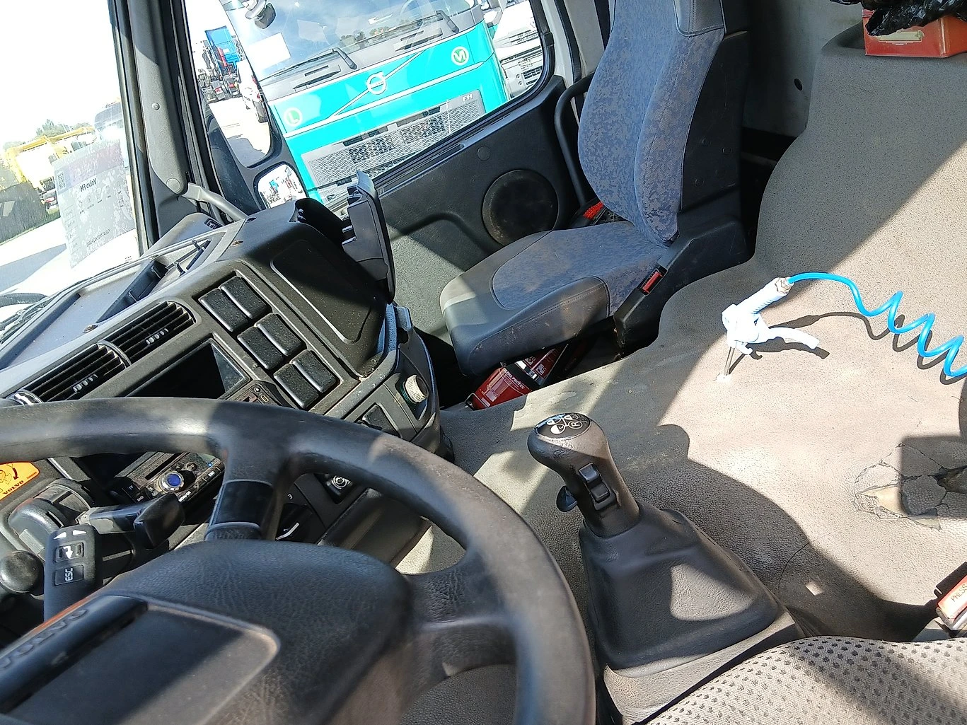 Volvo Fm 84   +  | Mobile.bg   12