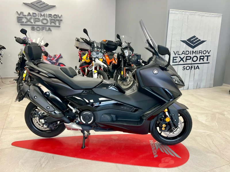 Yamaha T-max 560 TECH MAX 2024 - ГАРАНЦИОНЕН !!!, снимка 2 - Мотоциклети и мототехника - 50148568