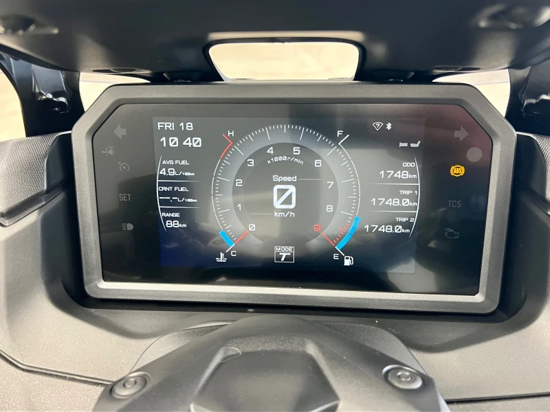 Yamaha T-max 560 TECH MAX 2024 - ГАРАНЦИОНЕН !!!, снимка 11 - Мотоциклети и мототехника - 50148568