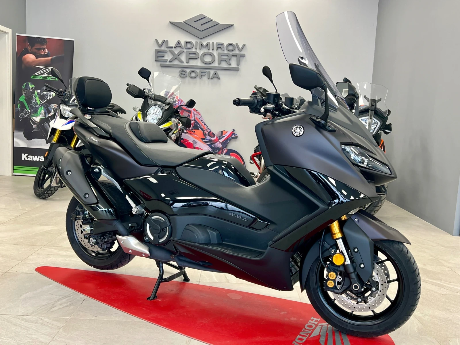 Yamaha T-max 560 TECH MAX 2024 - ГАРАНЦИОНЕН !!!, снимка 1
