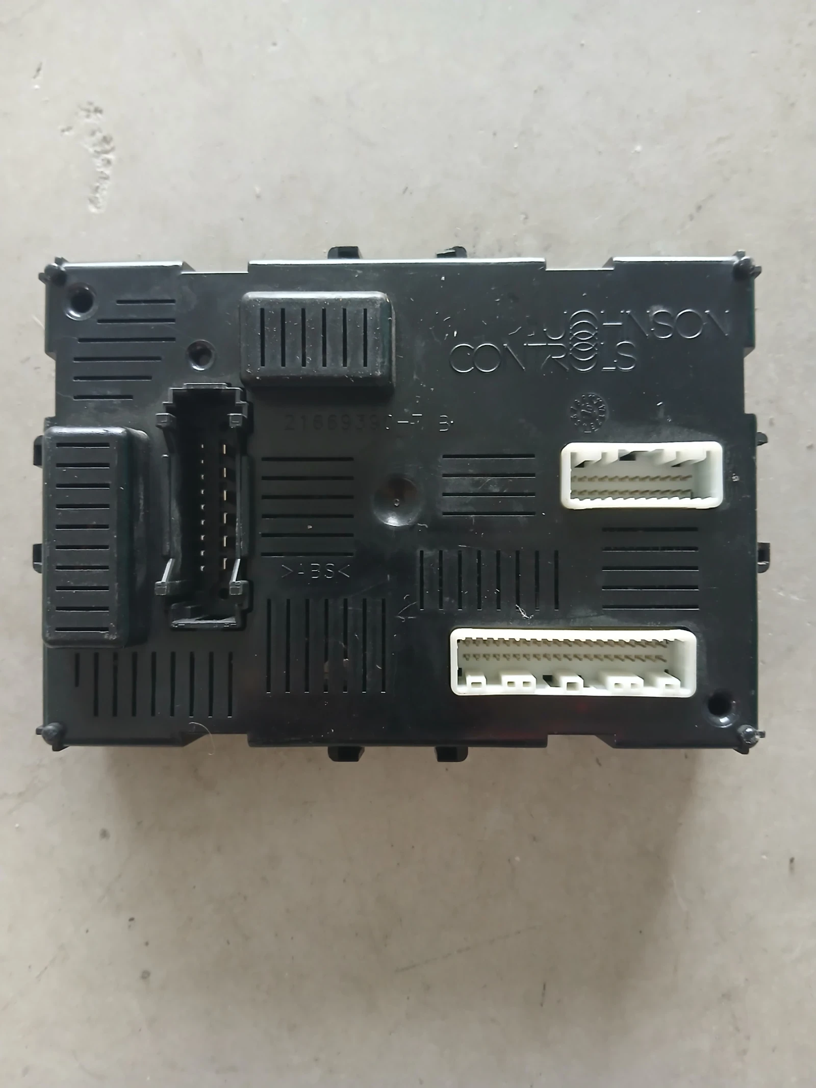 284B2AX620 BCM модул Nissan Micra K12, снимка 2 - Части - 54867397