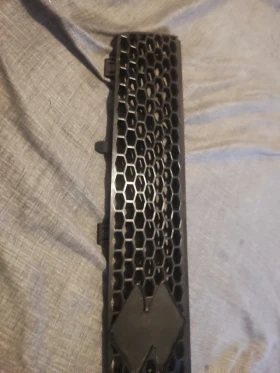 Предна решетка за suzuki swift, снимка 4 - Части - 53249482