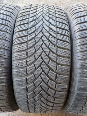 Гуми Зимни 215/55R17, снимка 4