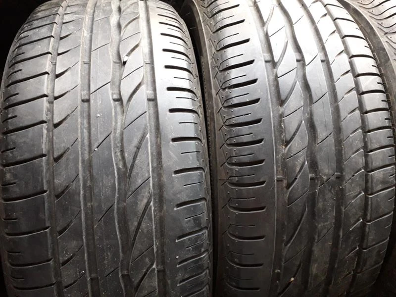 Гуми Летни 215/50R17, снимка 3 - Гуми и джанти - 24666822