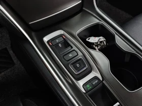 Honda Accord 10Th Generation 2.0 Turbo Sports, снимка 9