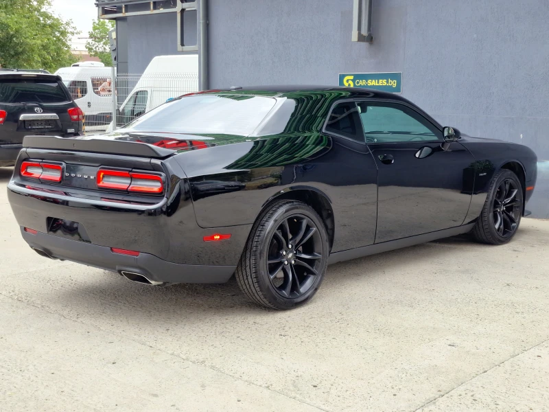 Dodge Challenger 5.7 R/T, снимка 8 - Автомобили и джипове - 47130380