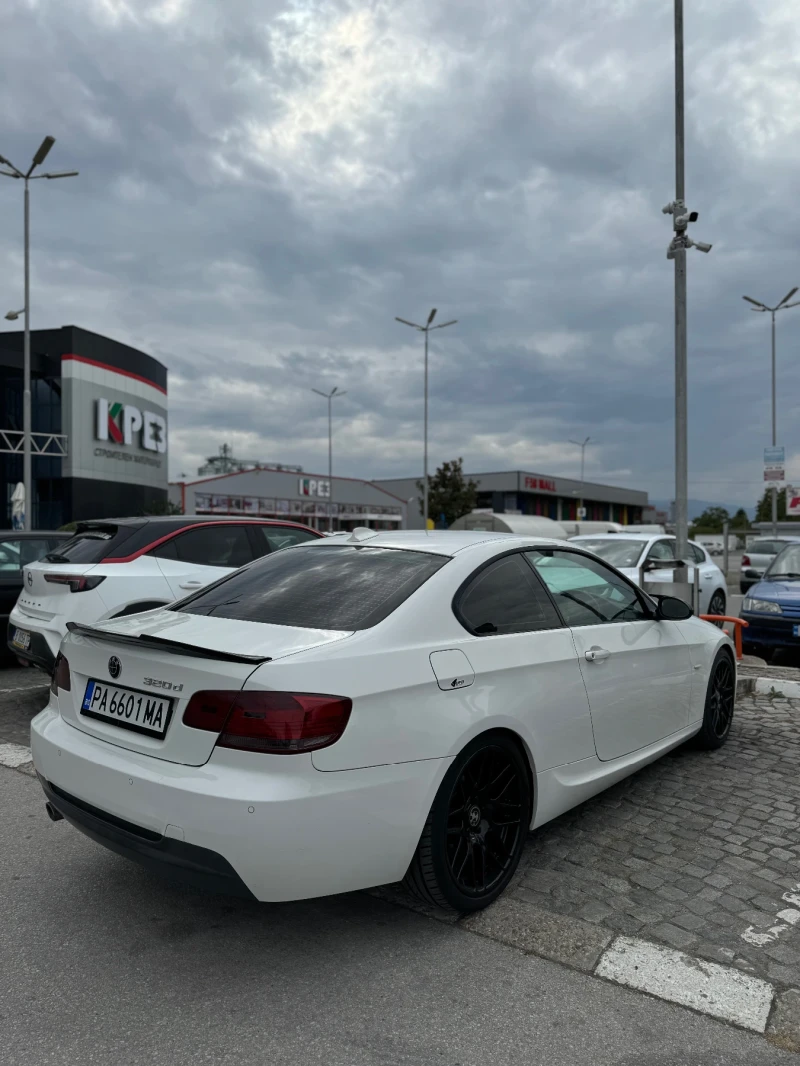 BMW 320, снимка 2 - Автомобили и джипове - 47843006