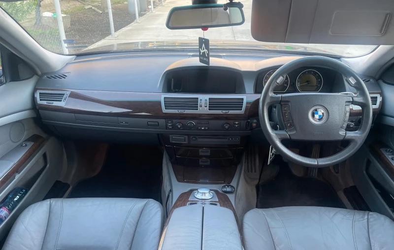BMW 735 V8 (190, 000 Км) -ДОАКЗУЕМИ ( Бартер) ), снимка 5 - Автомобили и джипове - 53204394