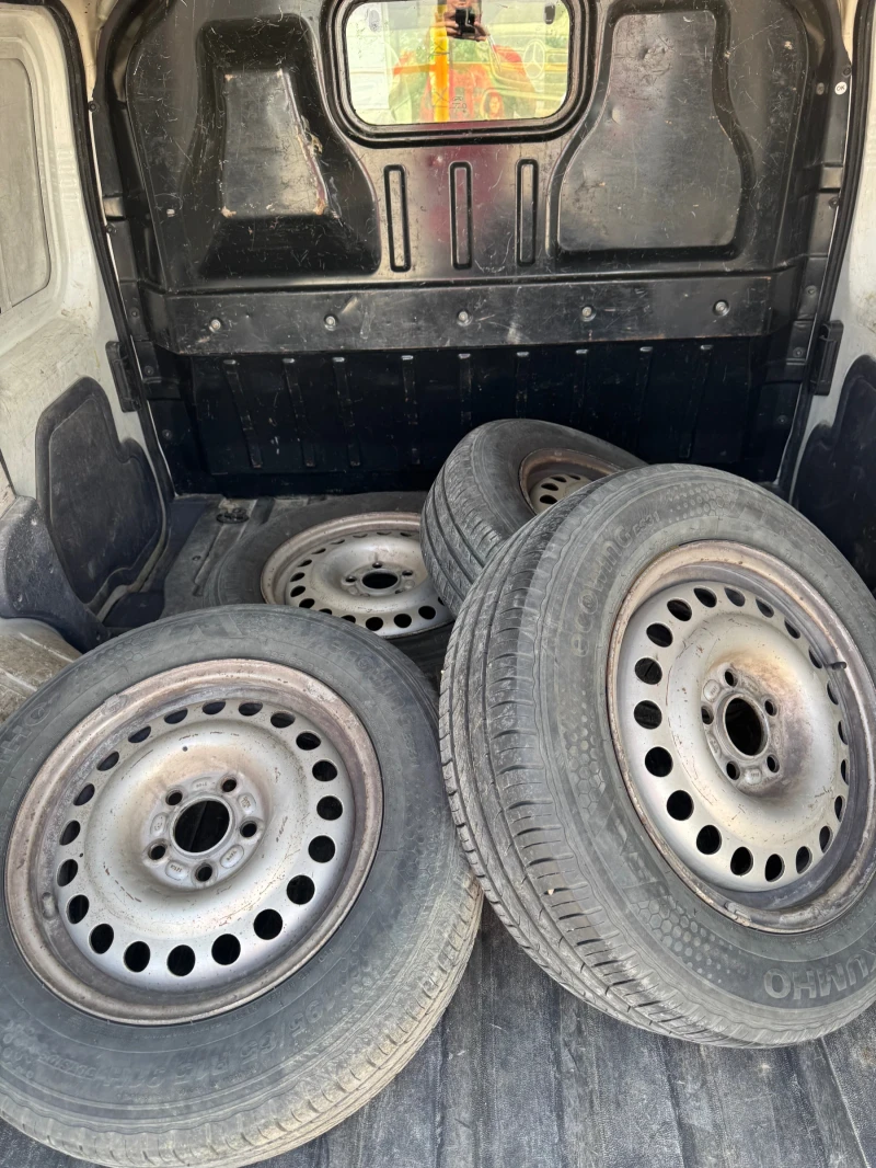 Ford Connect, снимка 16 - Автомобили и джипове - 50797504