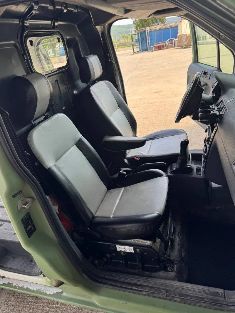 Ford Connect, снимка 14 - Автомобили и джипове - 50797504