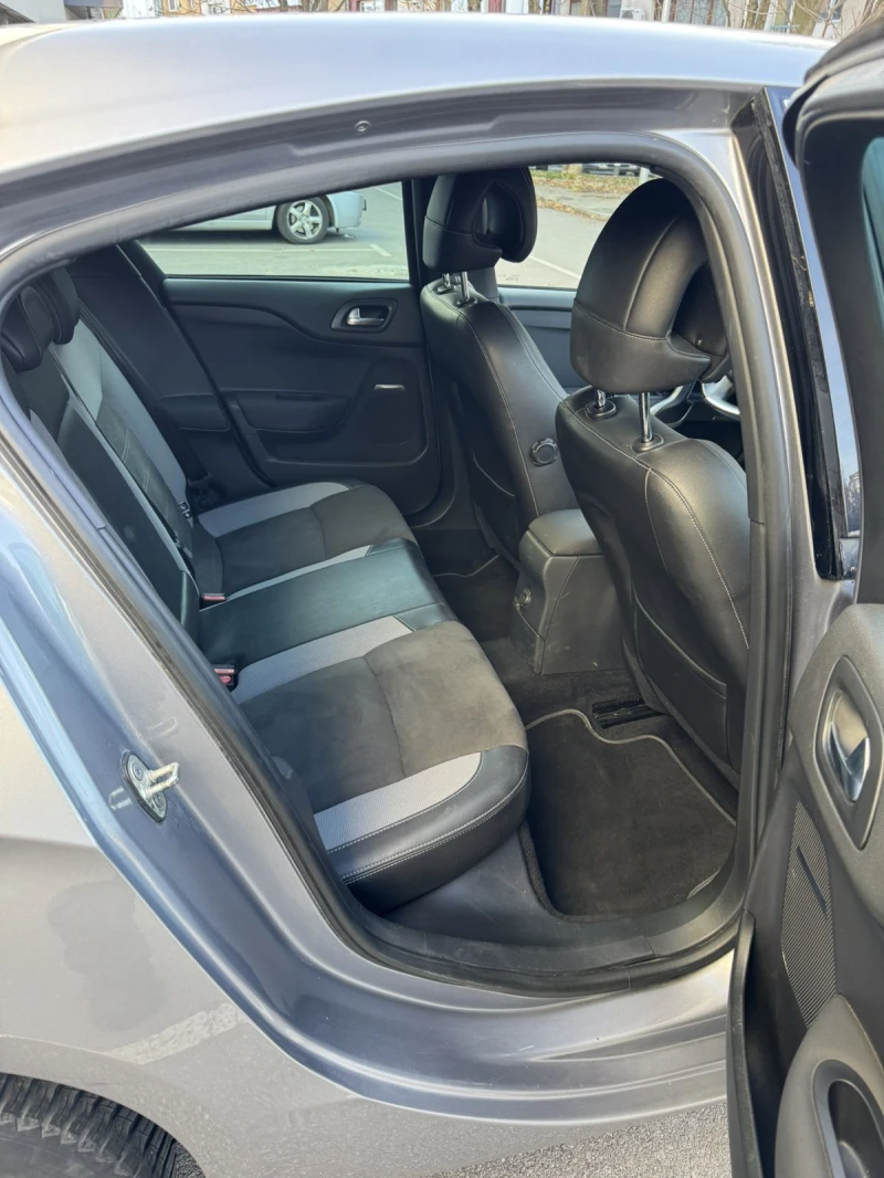 Citroen DS4, снимка 9 - Автомобили и джипове - 52524959