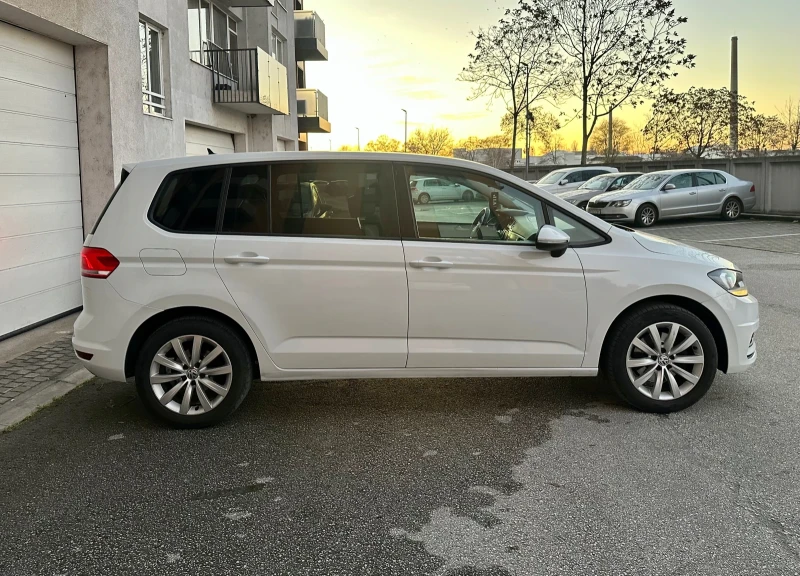 VW Touran #Distrinik #Shadow line 2.0tdi, снимка 8 - Автомобили и джипове - 52801624