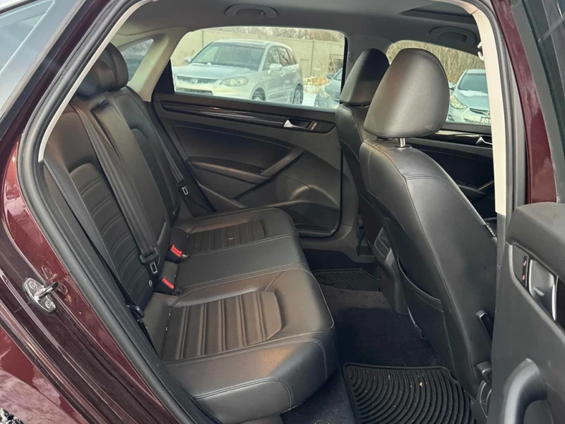 VW Passat * 2.0 TDI Comfortline * CARFAX * ЦЕНА ДО БГ, снимка 10 - Автомобили и джипове - 52826369