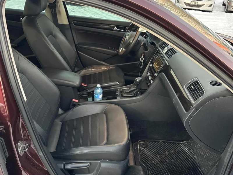 VW Passat * 2.0 TDI Comfortline * CARFAX * ЦЕНА ДО БГ, снимка 11 - Автомобили и джипове - 52826369