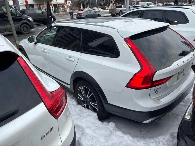 Volvo V90 Cross Country * T5 AWD * CARFAX * ФИНАНСИРАНЕ* КЛИП, снимка 12 - Автомобили и джипове - 52846832