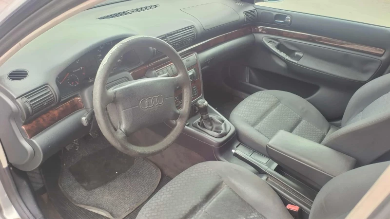 Audi A4 1, 8 газов инжекцион, снимка 9 - Автомобили и джипове - 53560580