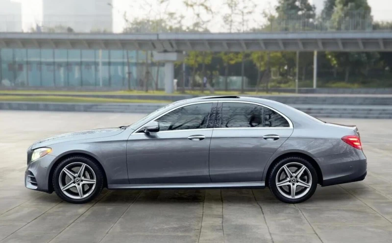 Mercedes-Benz E 450 * Фиксирана цена до БГ * Без инциденти * One owner, снимка 4 - Автомобили и джипове - 53560423