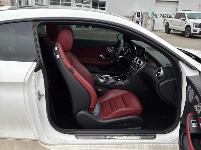 Mercedes-Benz C 43 AMG * DISTRONIC* BURMESTER* 360КАМЕРИ* , снимка 9 - Автомобили и джипове - 53567844