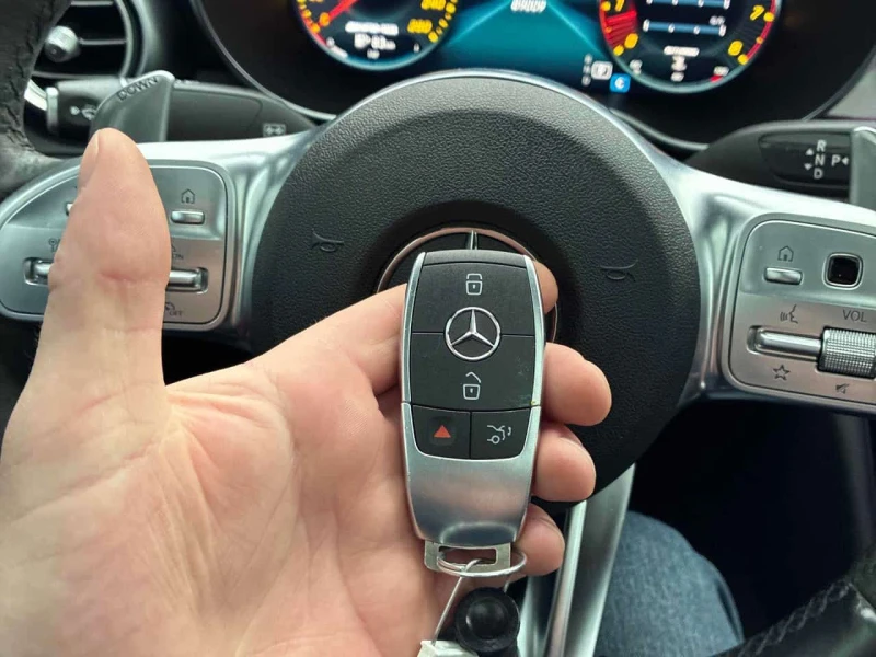 Mercedes-Benz C 43 AMG * DISTRONIC* BURMESTER* 360КАМЕРИ* , снимка 14 - Автомобили и джипове - 53567844