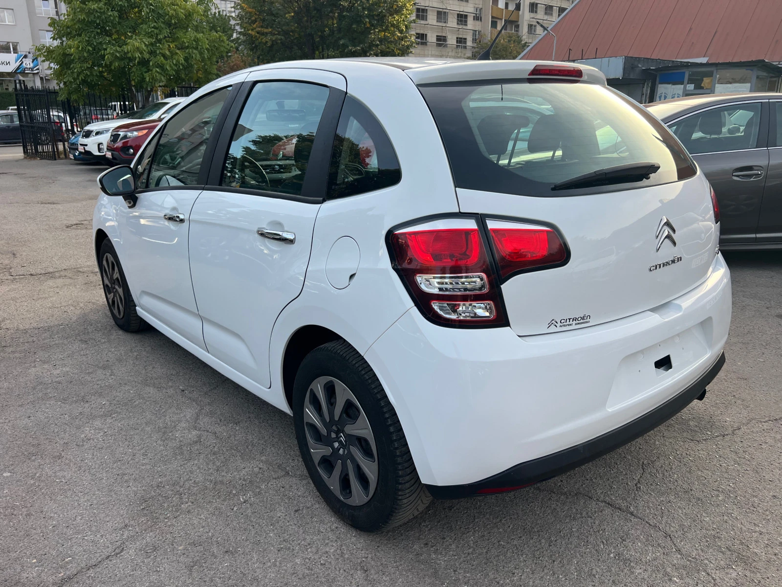 Citroen C3 1.2i FACELIFT - изображение 4