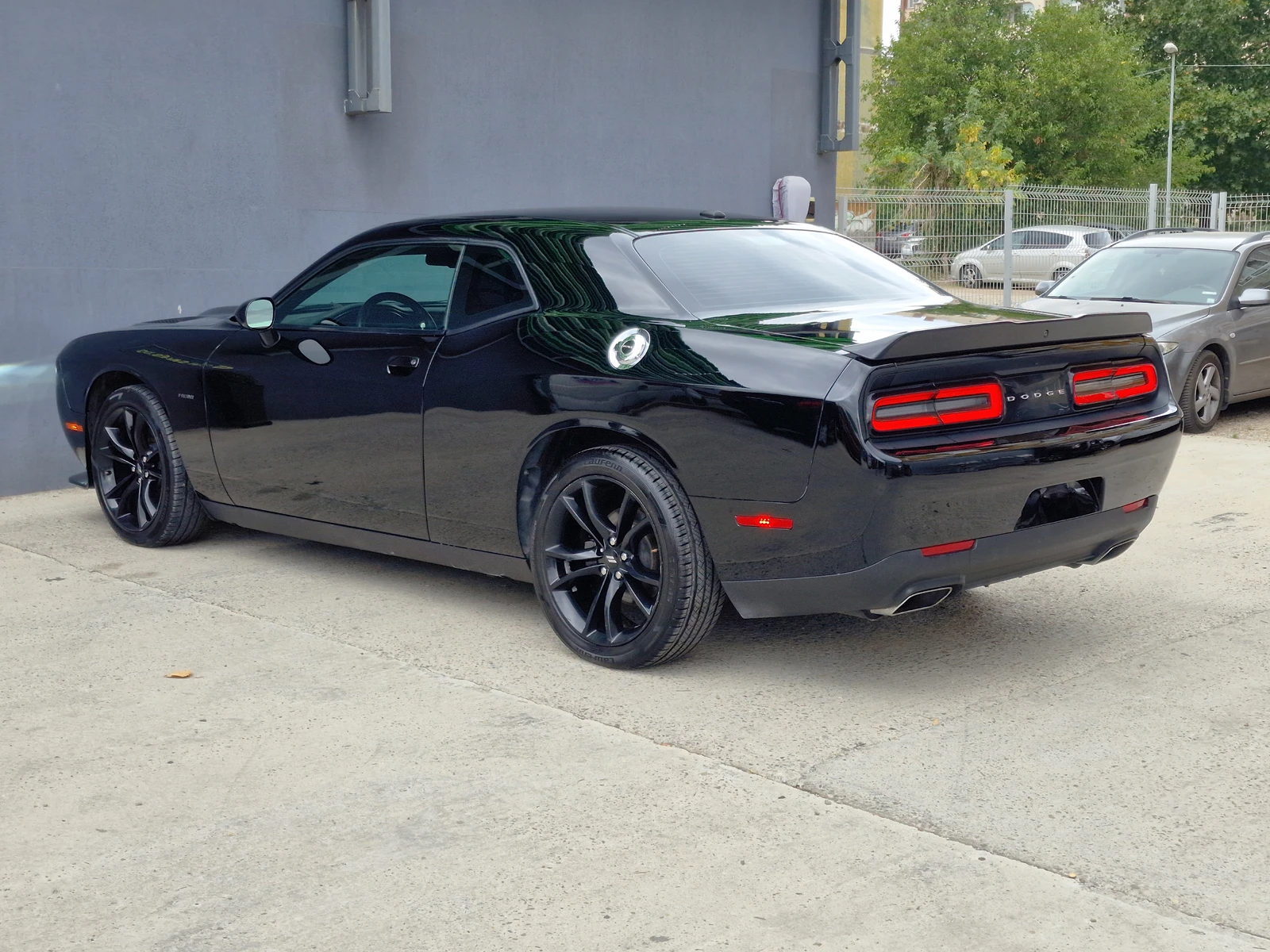 Dodge Challenger 5.7 R/T - изображение 6