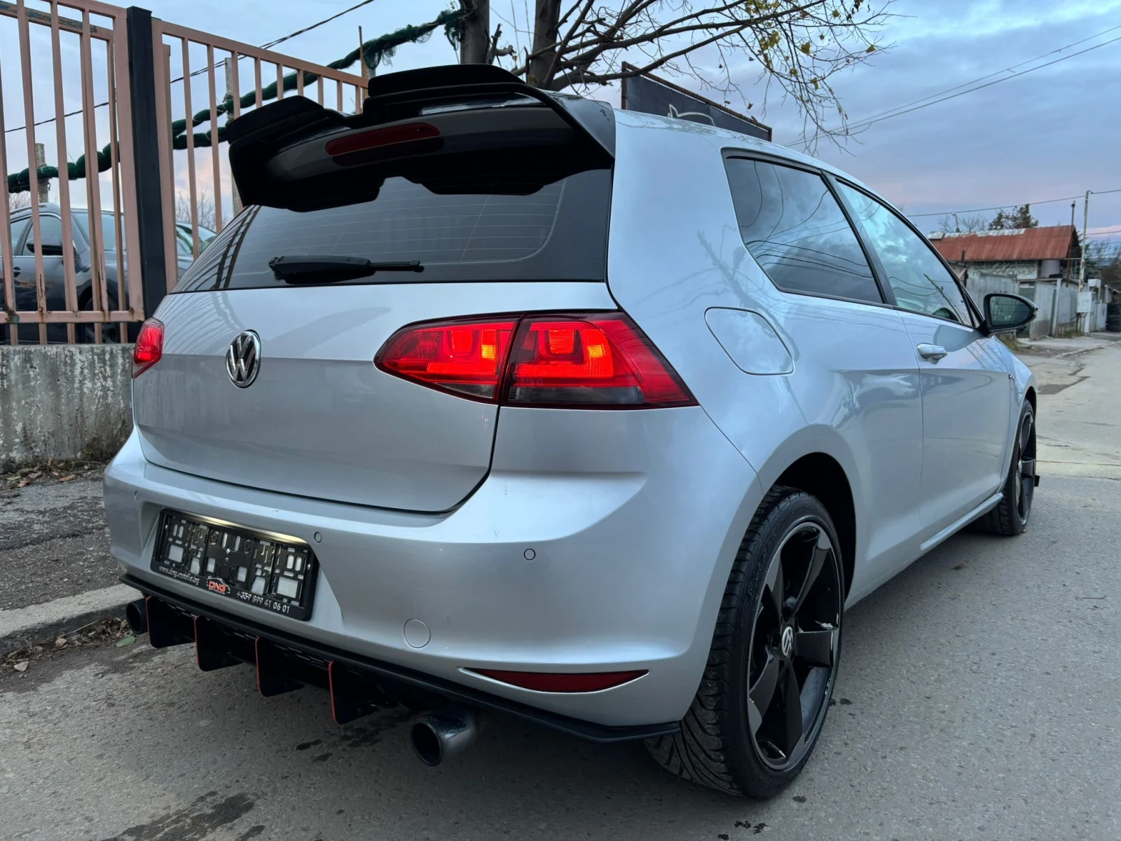 VW Golf GTI 1, 200 EURO5B  - изображение 7