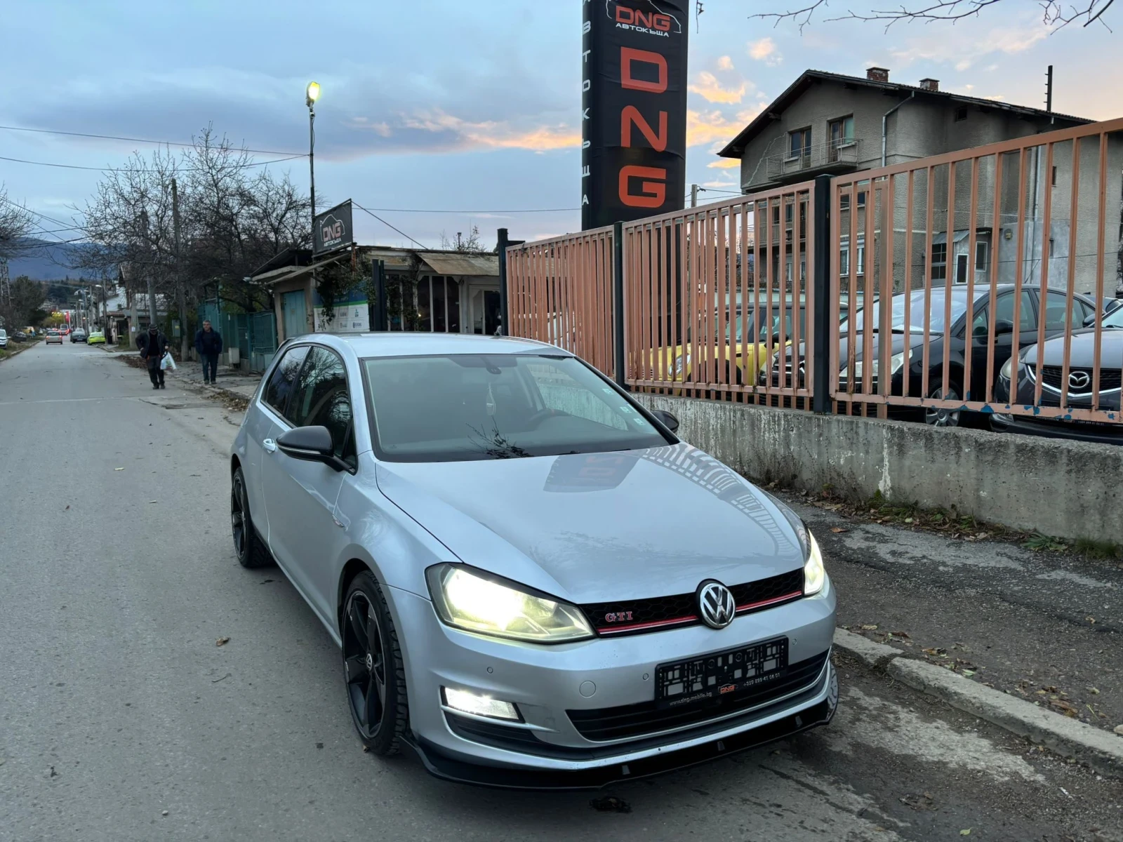 VW Golf GTI 1, 200 EURO5B  - изображение 2