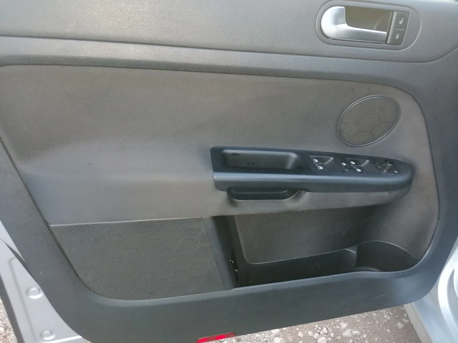 VW Golf Plus 1.6TDI-NEW MODEL - изображение 5