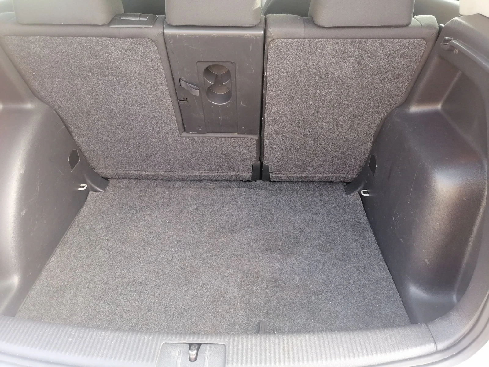 VW Golf Plus 1.6TDI-NEW MODEL | Mobile.bg — изображение 17