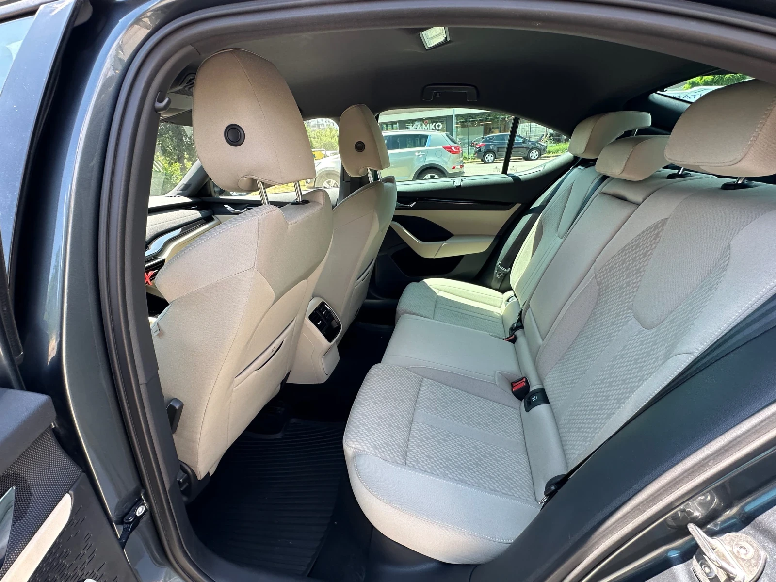 Skoda Octavia STYLE EDITION - изображение 10