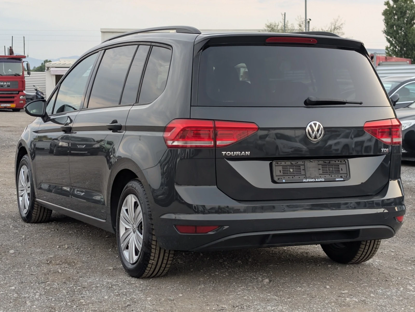 VW Touran 1.6TDI 146х.км УНИКАТ 6+ 1 - изображение 4
