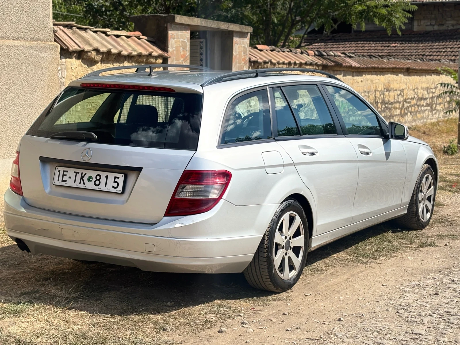 Mercedes-Benz C 200  - изображение 3