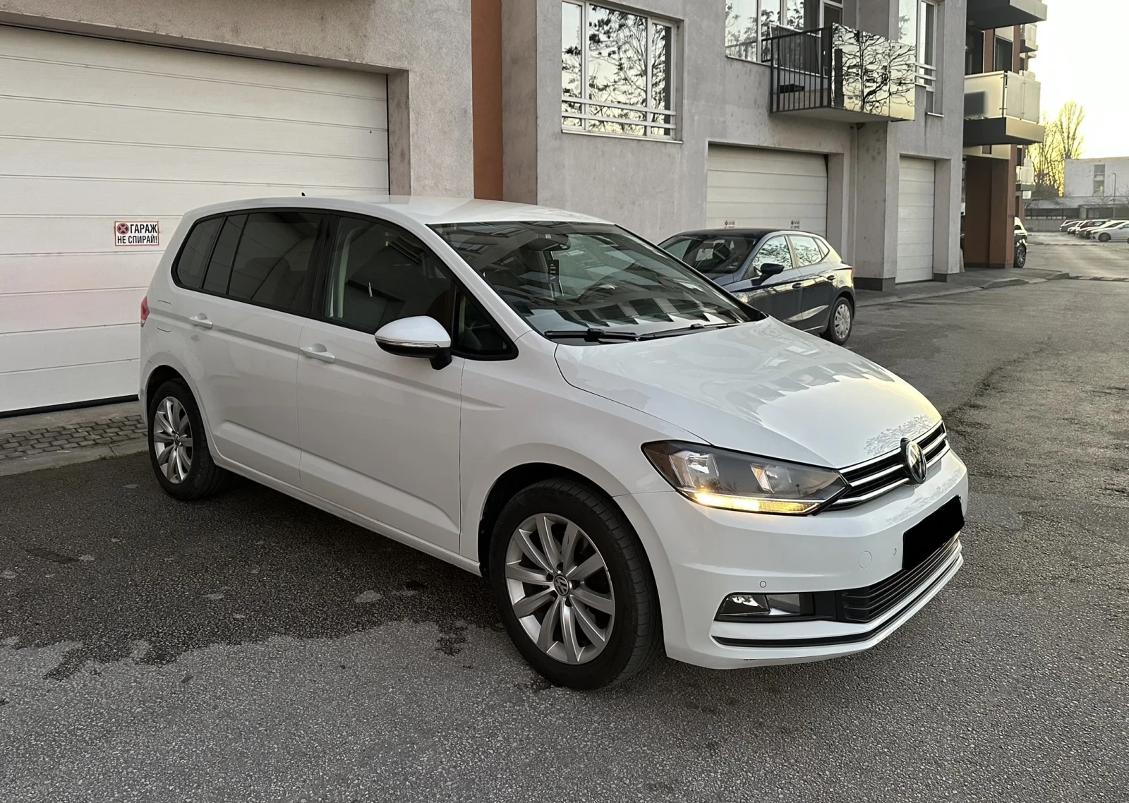VW Touran #Distrinik #Shadow line 2.0tdi - изображение 2