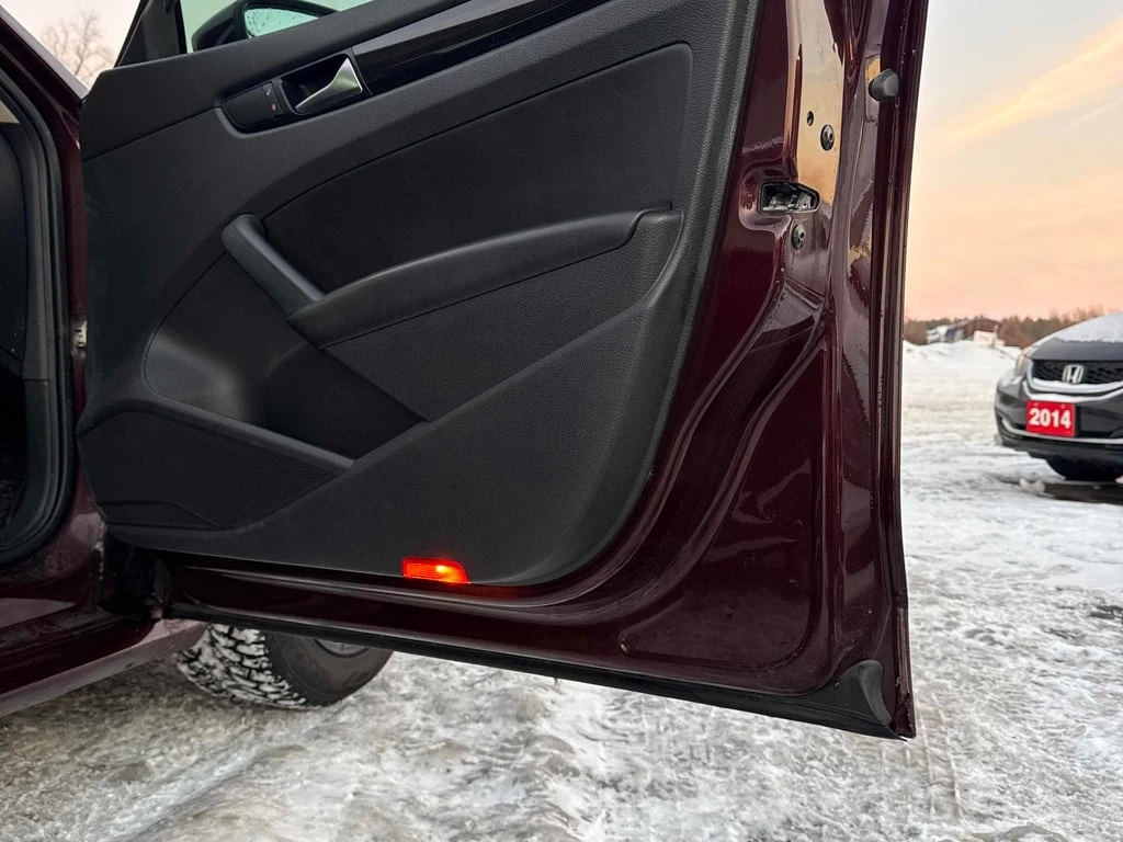 VW Passat * 2.0 TDI Comfortline * CARFAX * ���� �� �� | Mobile.bg � ����������� 13