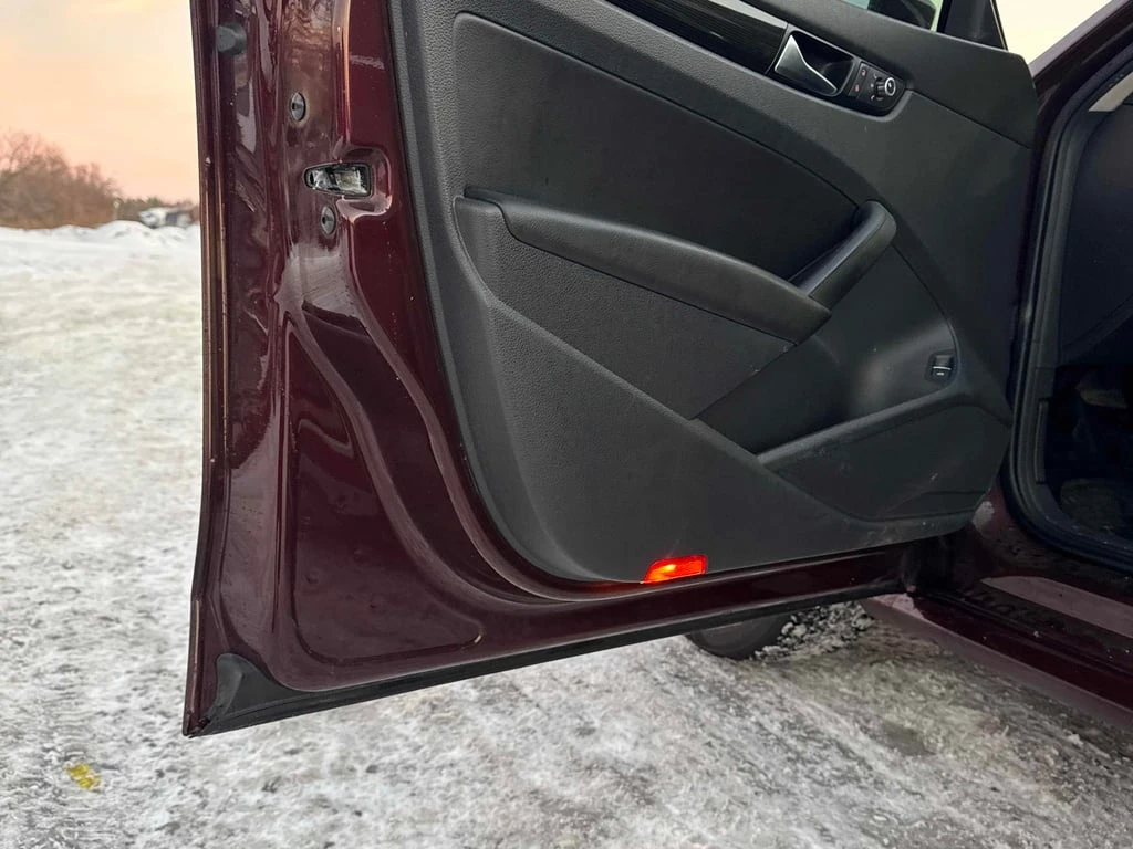 VW Passat * 2.0 TDI Comfortline * CARFAX * ���� �� �� | Mobile.bg � ����������� 17