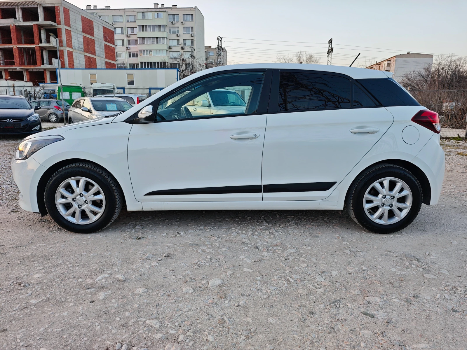 Hyundai I20 1.2CRDI EURO-6, снимка 3 - Автомобили и джипове - 53843138
