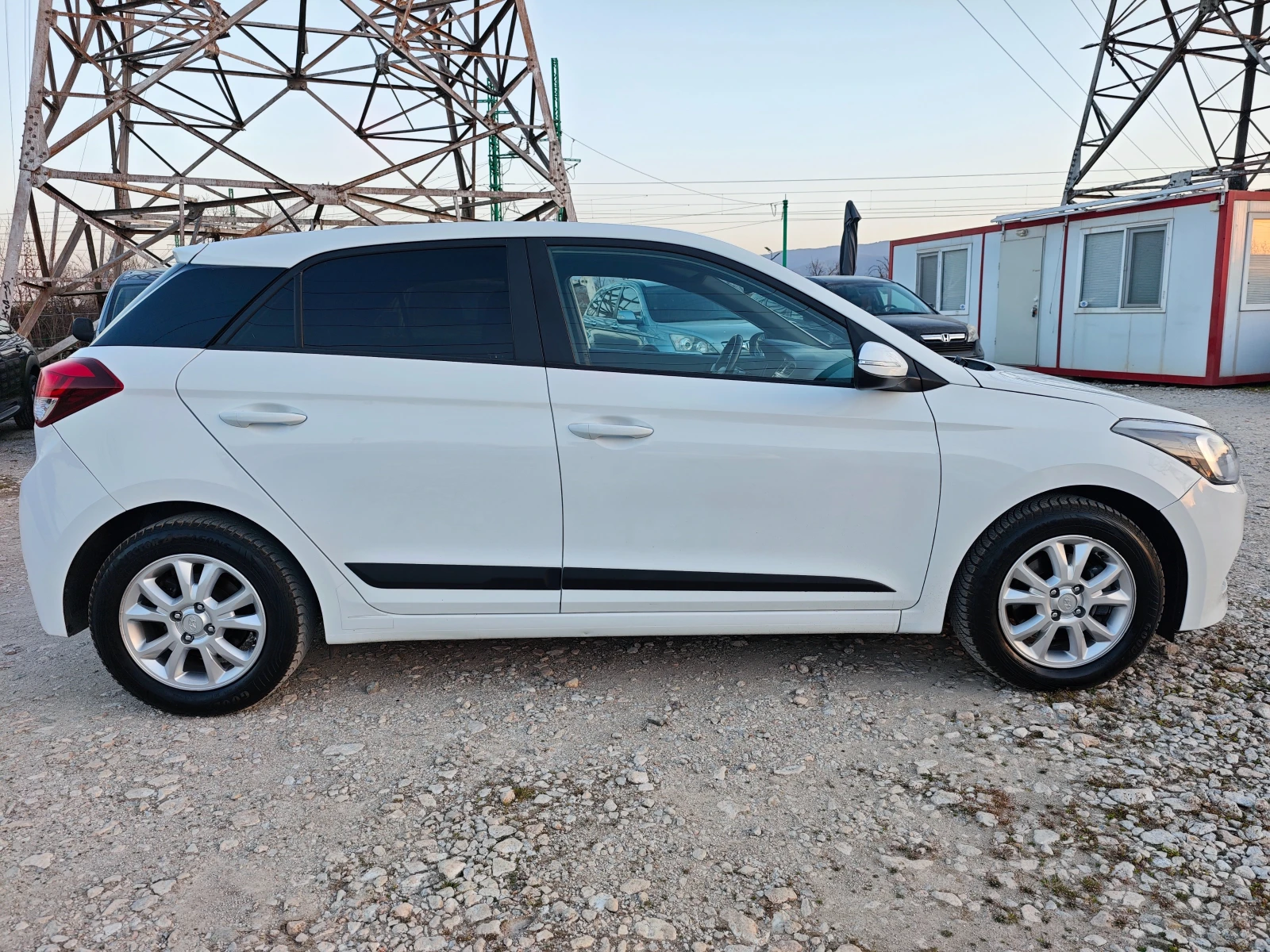 Hyundai I20 1.2CRDI EURO-6, снимка 7 - Автомобили и джипове - 53843138