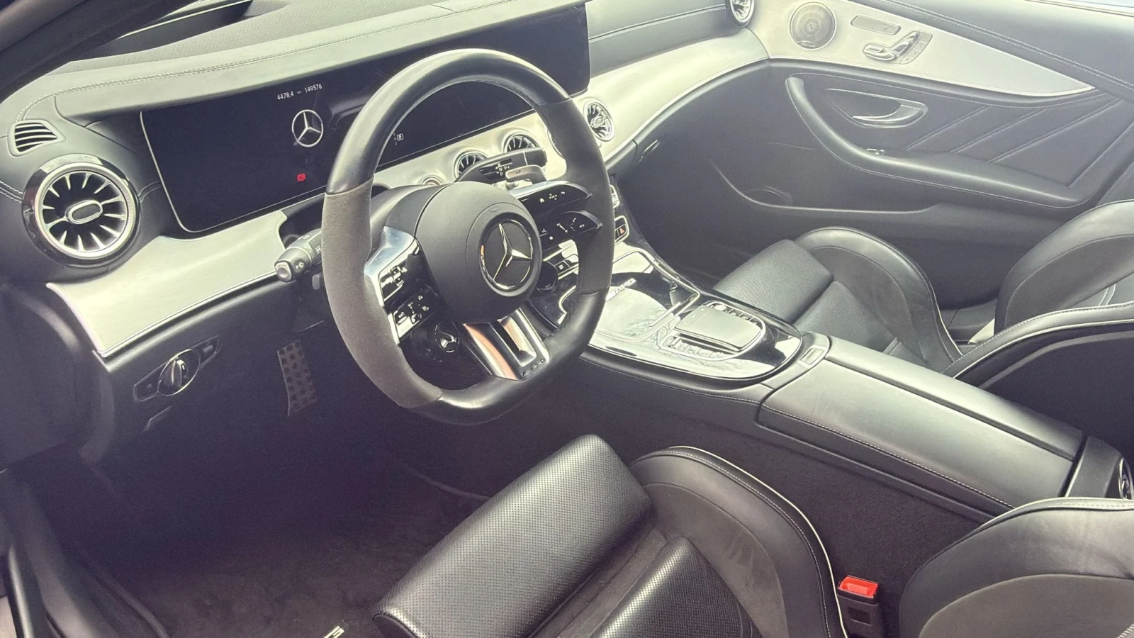 Mercedes-Benz E 63 AMG S 4Matic+ , снимка 9 - Автомобили и джипове - 53995867