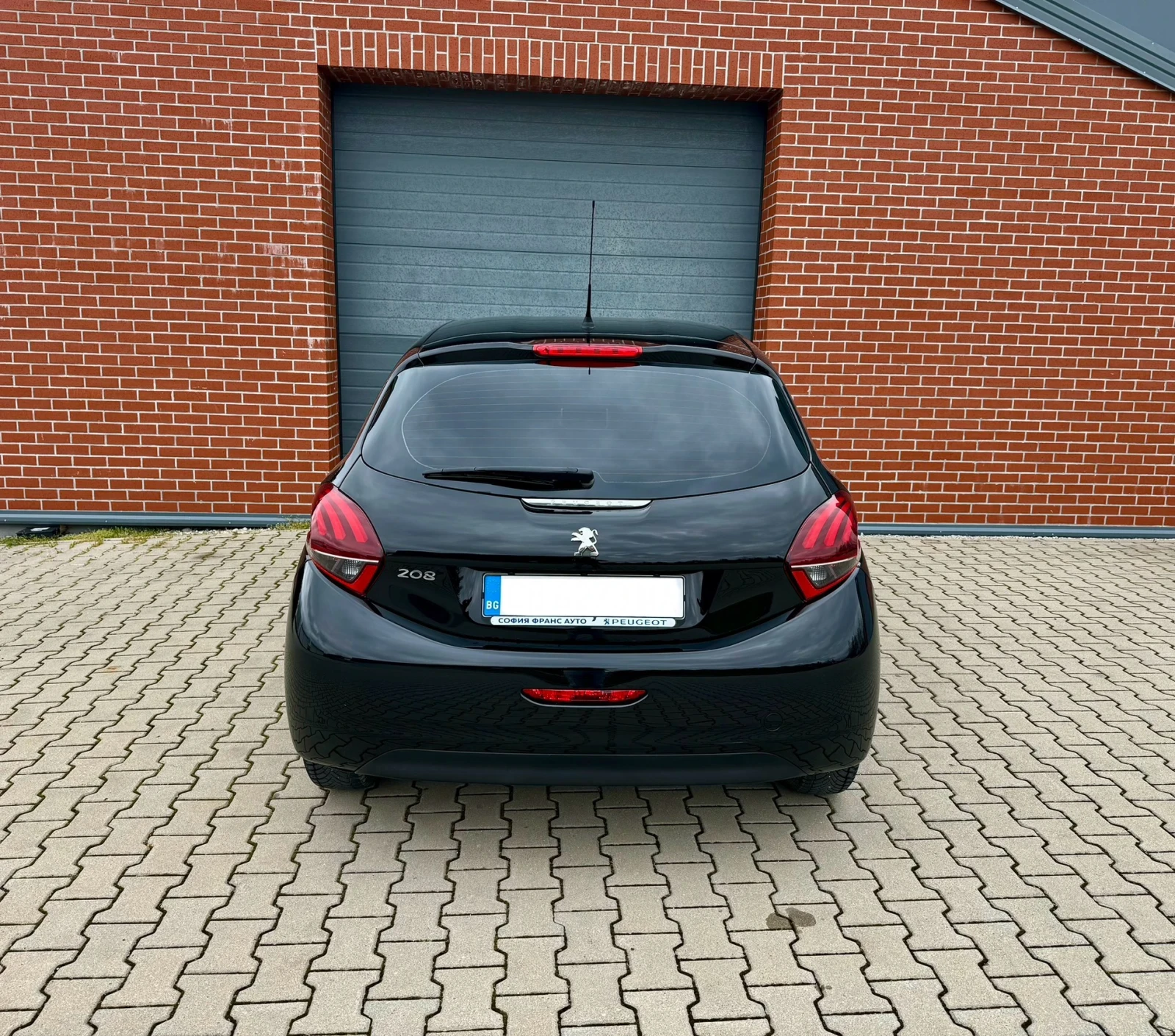 Peugeot 208 1.2 PureTech | Mobile.bg � ����������� 6