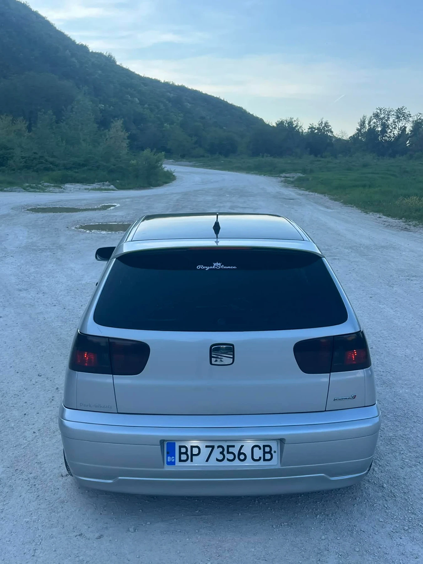 Seat Ibiza ., снимка 2 - Автомобили и джипове - 54485184