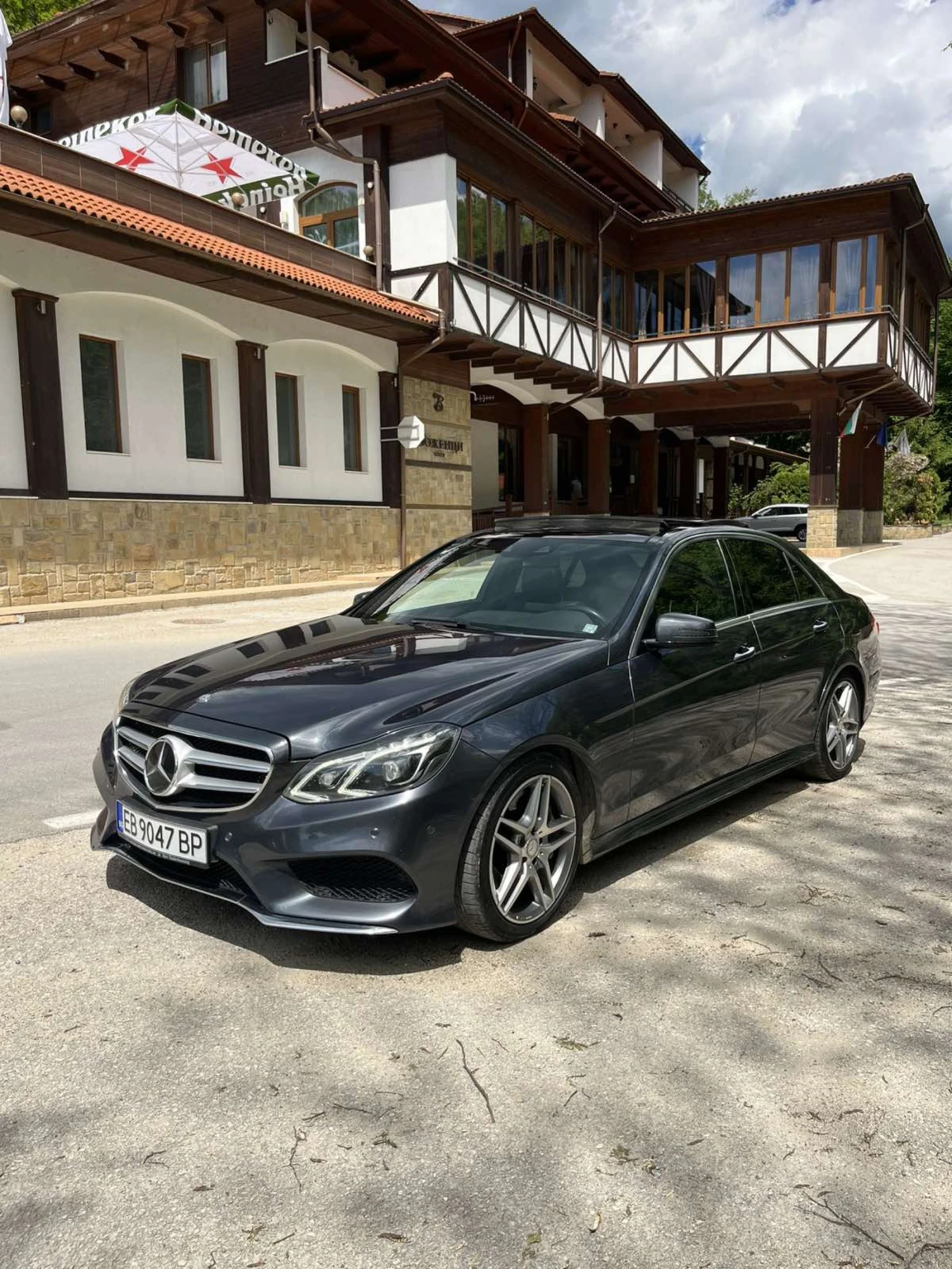 Mercedes-Benz E 500, снимка 2 - Автомобили и джипове - 54583366