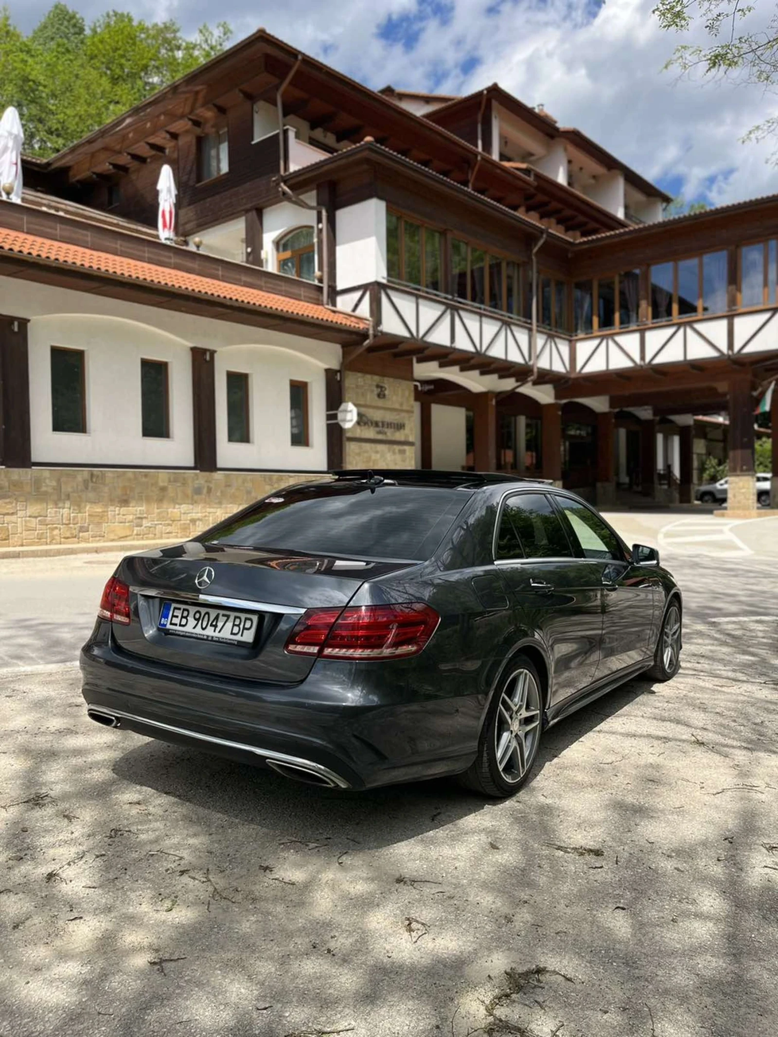 Mercedes-Benz E 500, снимка 3 - Автомобили и джипове - 54583366